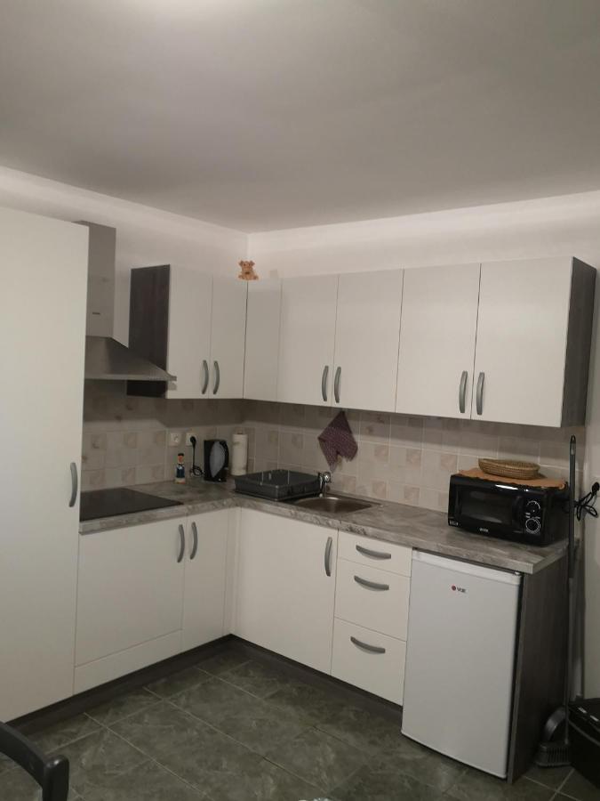 Apartma Jutersek 2+2 Libelice ภายนอก รูปภาพ